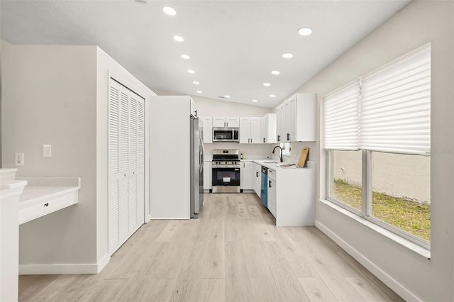 734 WECHSLER CIRCLE, Orlando, FL 32824