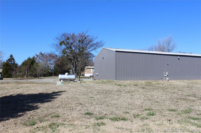 232 N Erie Street, Eufaula, OK 74425