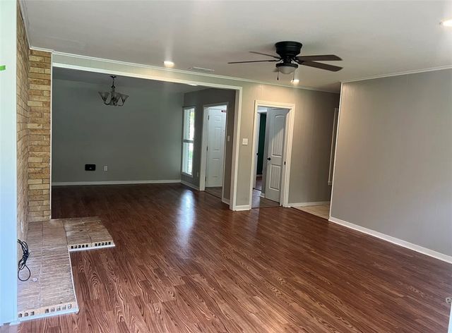 407 Fairway Drive, Bryan, TX 77801
