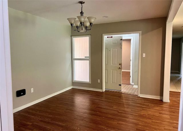 407 Fairway Drive, Bryan, TX 77801