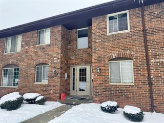 19601 W 12 Mile Road Unit: 202, Southfield, MI 48076
