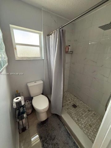 5395 NW South Crisona Cir, Port St. Lucie, FL 34986