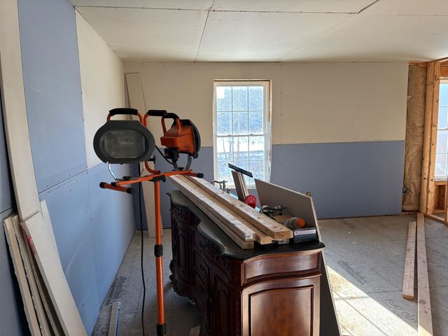 40 Fenton Road, Chester, VT 05143