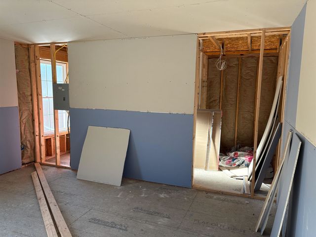 40 Fenton Road, Chester, VT 05143