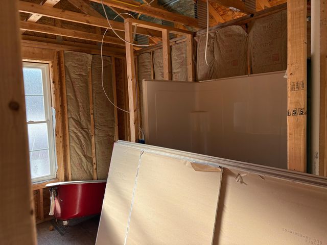 40 Fenton Road, Chester, VT 05143