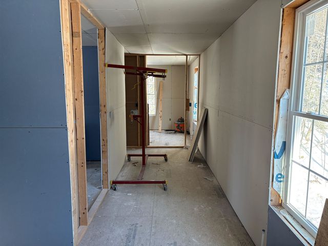 40 Fenton Road, Chester, VT 05143