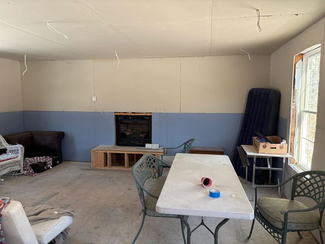 40 Fenton Road, Chester, VT 05143