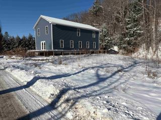 40 Fenton Road, Chester, VT 05143