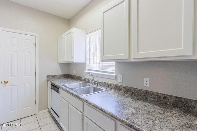 4600 Leeds Avenue, El Paso, TX 79903