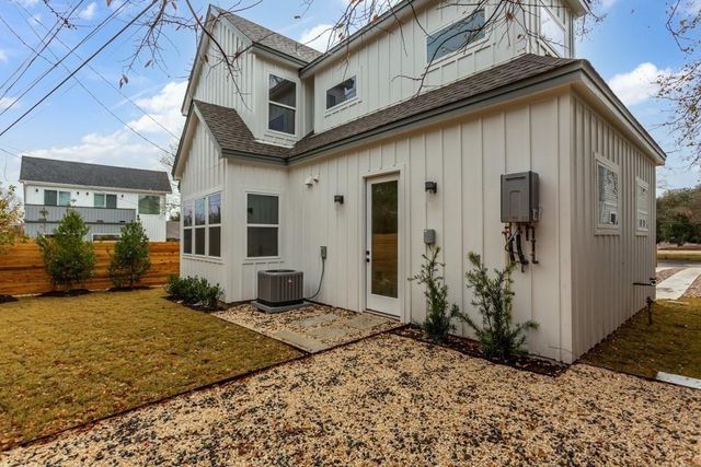3009 Kuhlman Ave 2, Austin, TX 78702