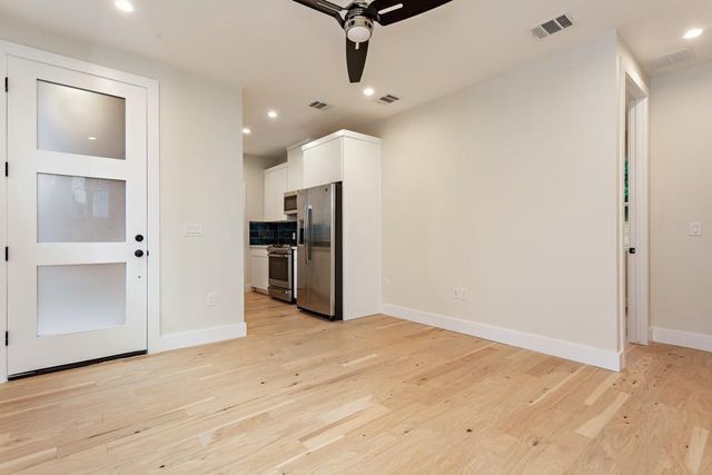 3009 Kuhlman Ave 2, Austin, TX 78702