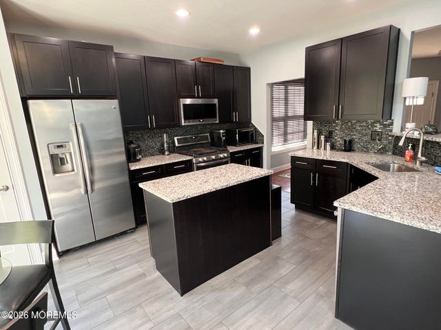63 Mccormick Avenue S, Old Bridge, NJ 08857