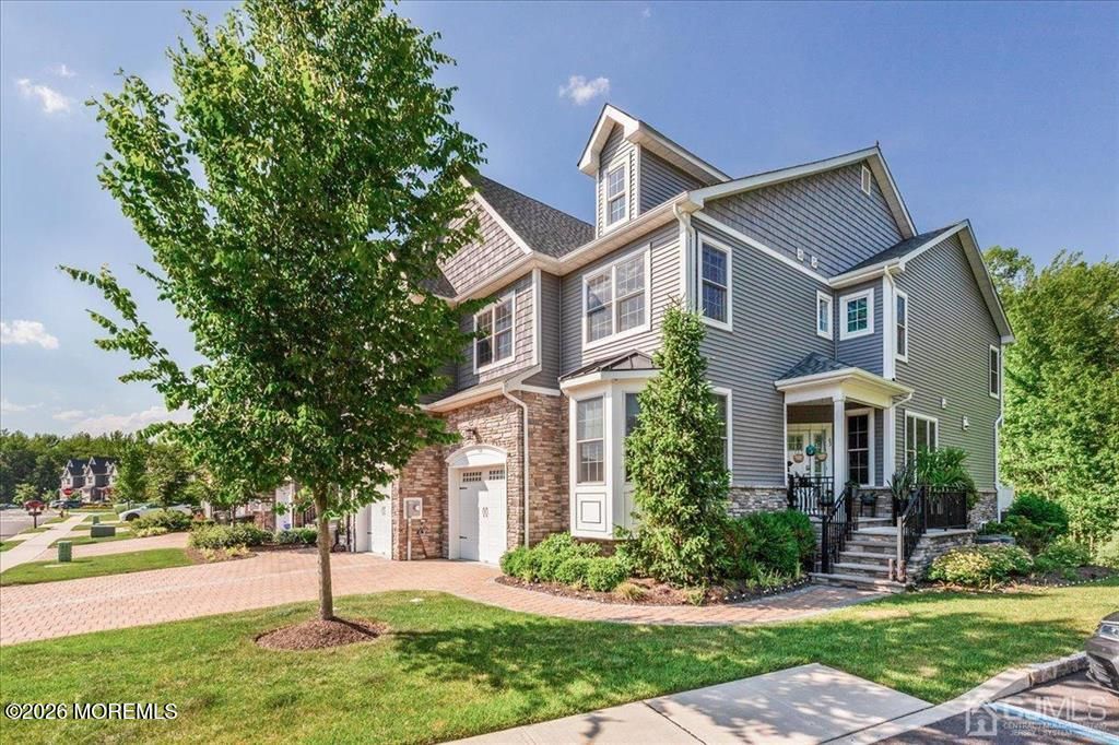 63 Mccormick Avenue S, Old Bridge, NJ 08857