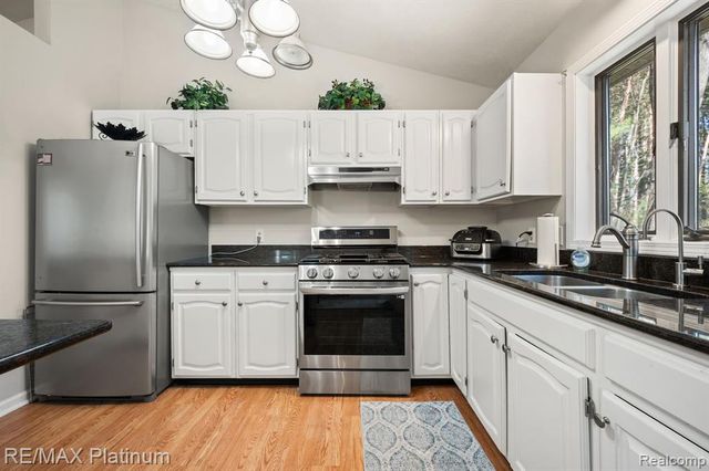 8707 White Fawn Street, Rockford, MI 49341