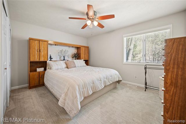 8707 White Fawn Street, Rockford, MI 49341