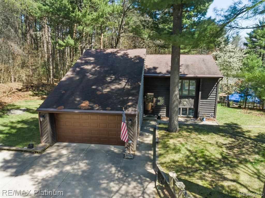 8707 White Fawn Street, Rockford, MI 49341