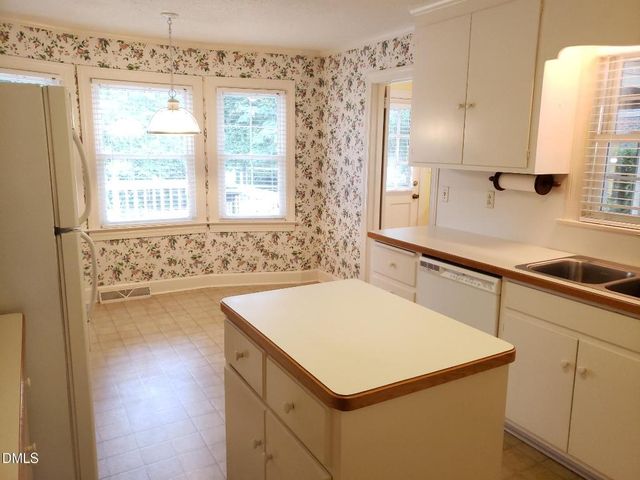 1113 Parkside Drive NW, Wilson, NC 27896