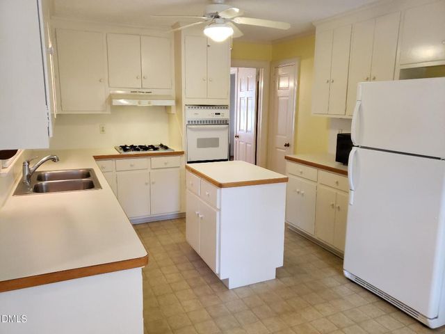 1113 Parkside Drive NW, Wilson, NC 27896