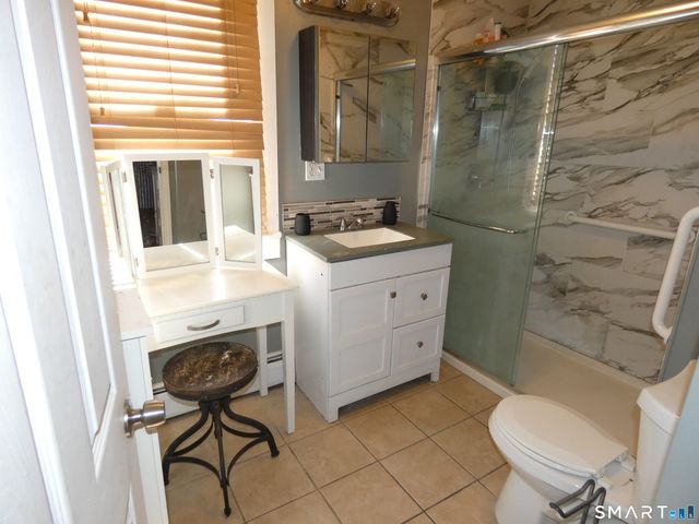 43 Elmwood Avenue, Bridgeport, CT 06605