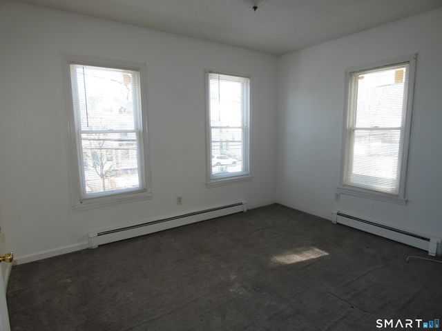 43 Elmwood Avenue, Bridgeport, CT 06605