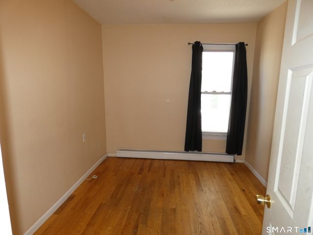 43 Elmwood Avenue, Bridgeport, CT 06605