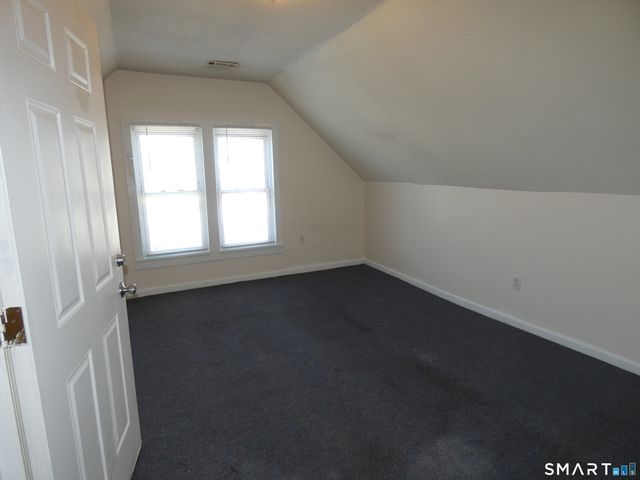 43 Elmwood Avenue, Bridgeport, CT 06605