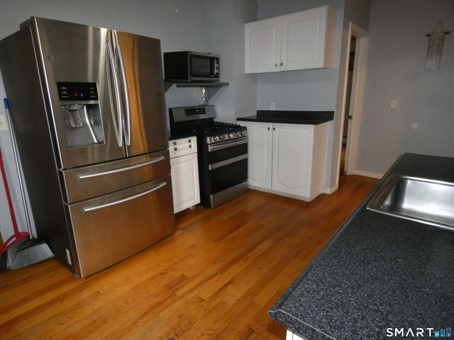 43 Elmwood Avenue, Bridgeport, CT 06605