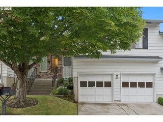 14914 Ne ROSE Pkwy 73B, Portland, OR 97230