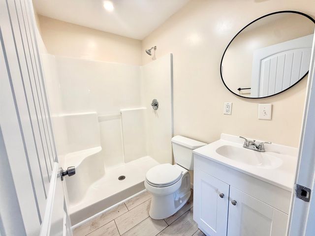 526 W Main St, Valley Center, KS 67147