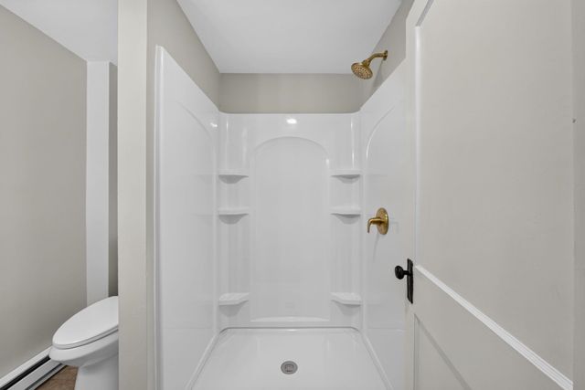 16 Palm Street, Concord, NH 03301