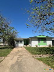 952 Fannin Loop, Temple, TX 76501
