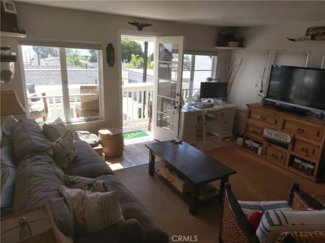 230 Beverly Street 3, Laguna Beach, CA 92651