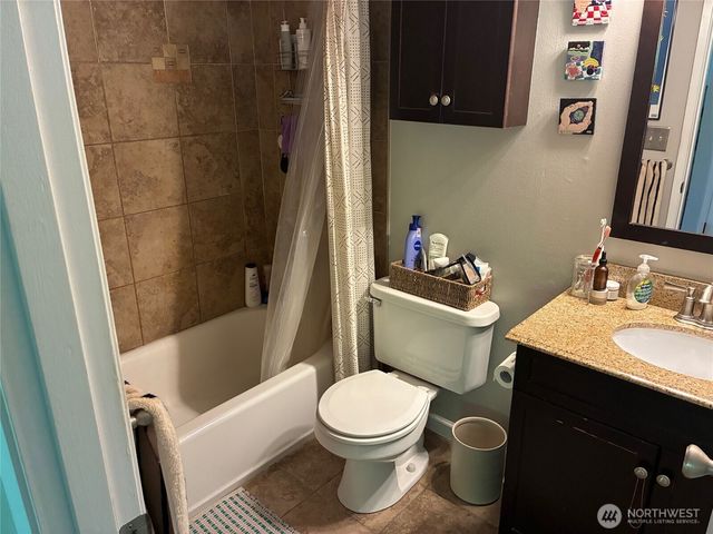 824 NW 64th Street, Seattle, WA 98107