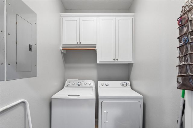 515 Westerly Drive, Tiki Island, TX 77554