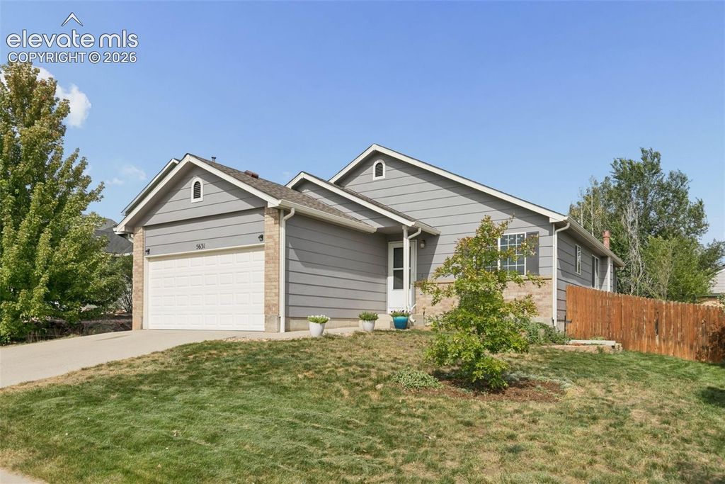 5631 Vermillion Bluffs Drive, Colorado Springs, CO 80923 — photo 2