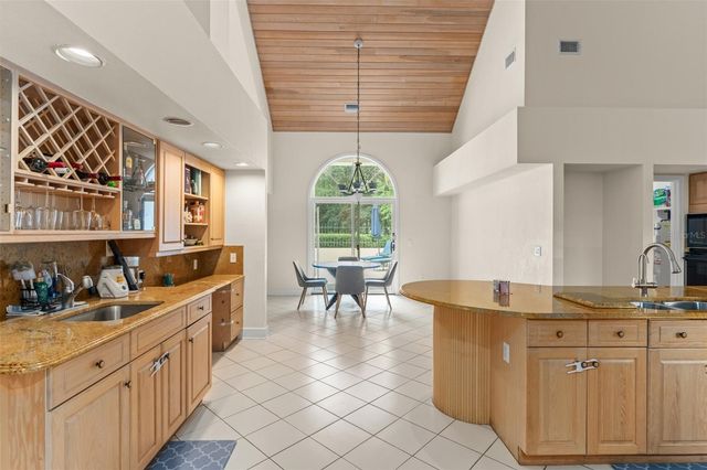 5073 LATROBE DR, Windermere, FL 34786