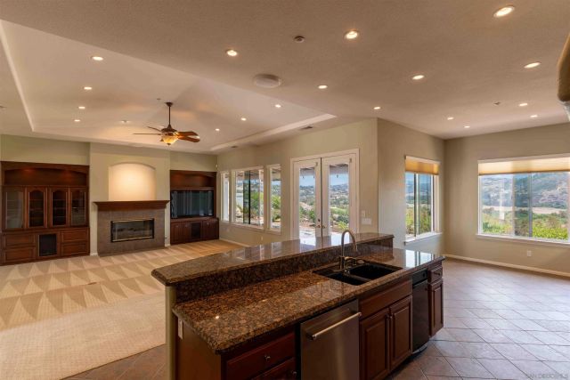 3862 Flowerwood Lane, Fallbrook, CA 92028