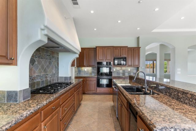3862 Flowerwood Lane, Fallbrook, CA 92028