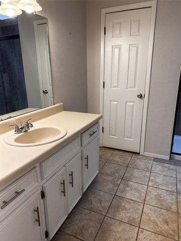 1902 Ramblewood Court, Sulphur Springs, TX 75482