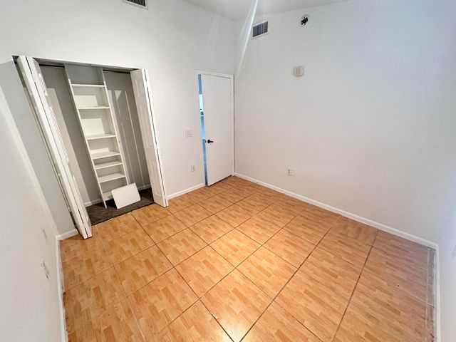 3474 Briar Bay Boulevard 204, West Palm Beach, FL 33411