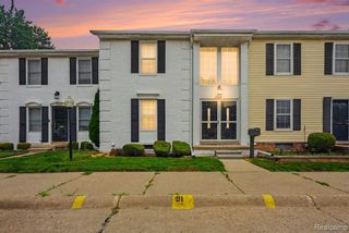 37491 Charter Oaks Boulevard, Clinton Township, MI 48036