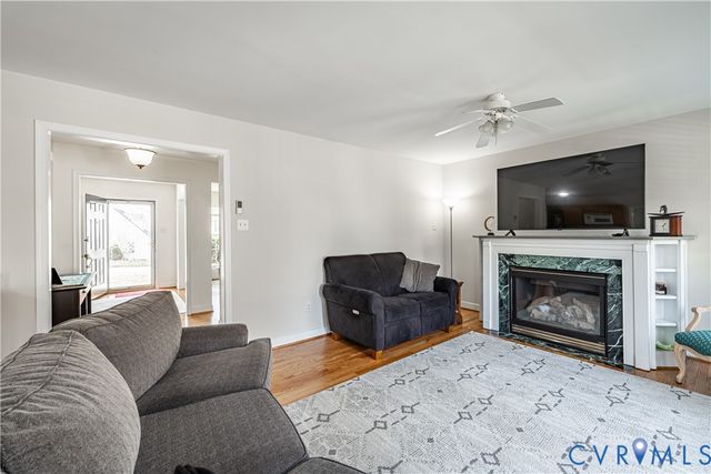 4501 Cindiwood Dr, North Chesterfield, VA 23236