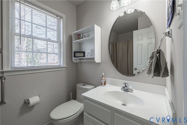 4501 Cindiwood Dr, North Chesterfield, VA 23236