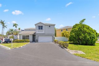 9547 SW 146th Place, Miami, FL 33186