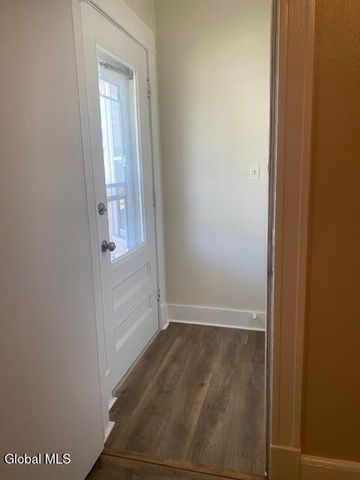 1209 3rd Avenue, Schenectady, NY 12303