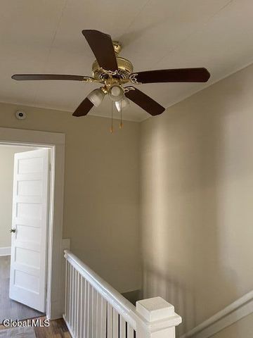 1209 3rd Avenue, Schenectady, NY 12303