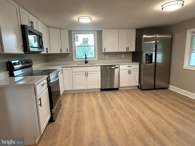 87 BECKS LN, Inwood, WV 25428