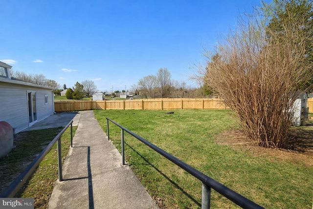 87 BECKS LN, Inwood, WV 25428