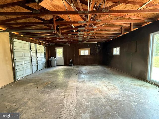 87 BECKS LN, Inwood, WV 25428