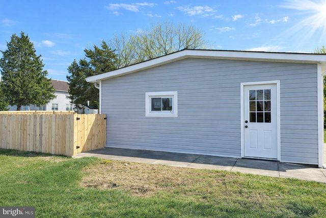 87 BECKS LN, Inwood, WV 25428